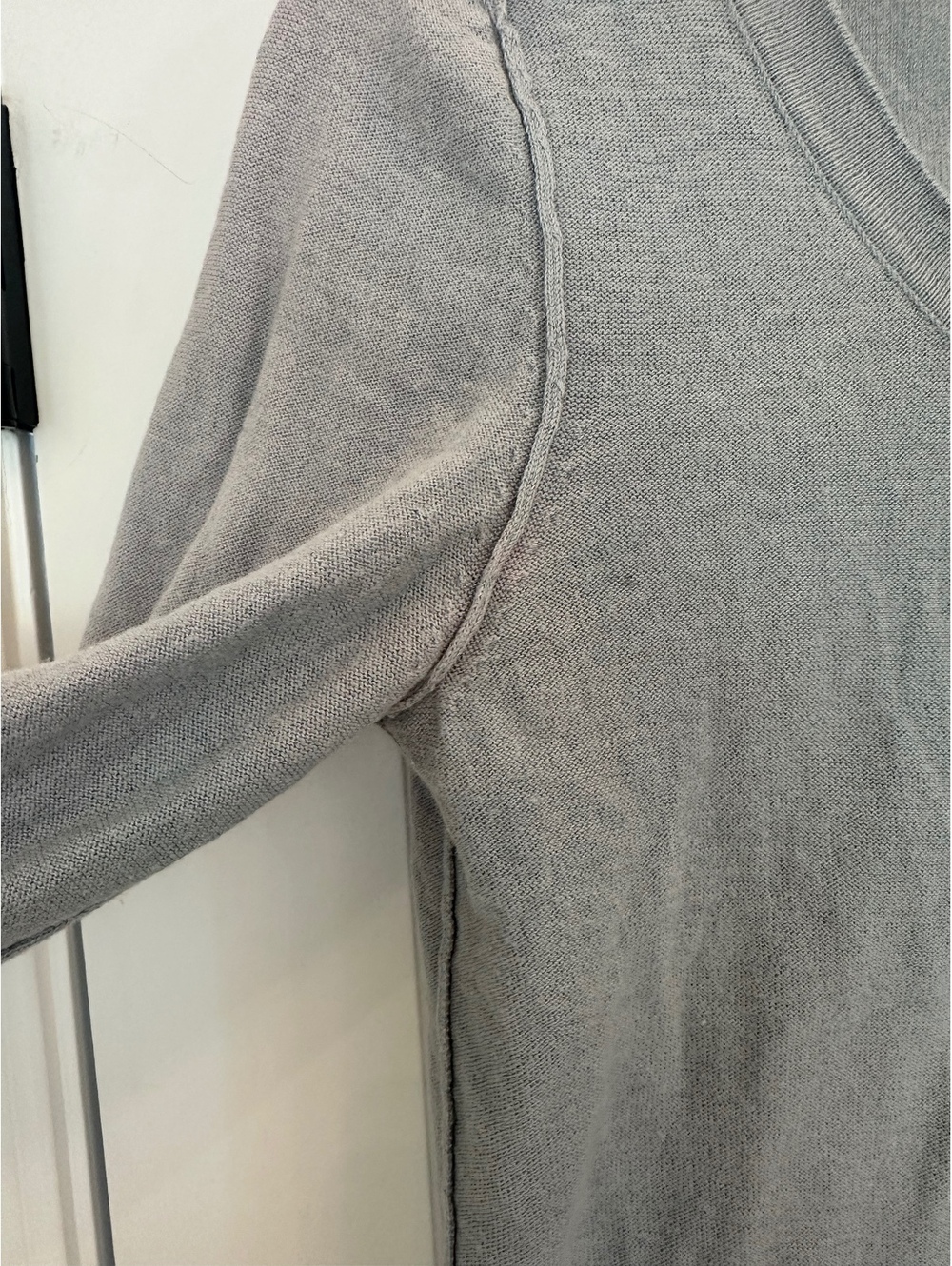 GAP Blue Cashmere Blend Cardigan XS Nearly Vintage 2008 3/4 Sleeve Sweater - Picture 2 of 12